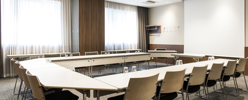 Novotel Centre Hotel 4*